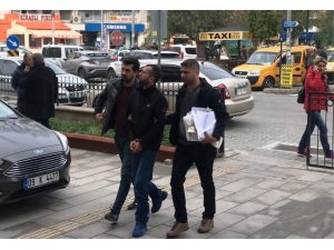 Ticari takside 300 bin lira değerinde kristal uyuşturucu ele geçirildi