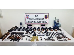 Jandarmadan silah kaçakçılarına darbe: 5 gözaltı