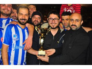 Turnuvanın şampiyonu Yunusemre Belediyesi oldu