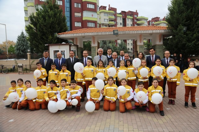 Öğrenciler ambulansları tanıdı