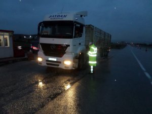 Trafik polisi bu kez çay ikramı için durdurdu