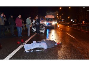 Otomobilin çarptığı genç kadın öldü