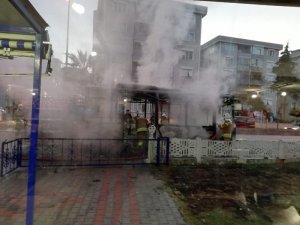 Çanakkale’de halk otobüsü alev alev yandı