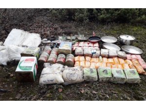 Teröristlerin bidonlarla gömülü gıdaları ele geçirildi