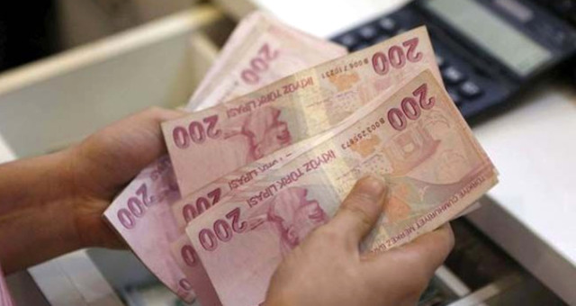 Hükümet Müjdeyi Verdi! Yaşlılık Maaşları Bin TL'ye Çıkarıldı