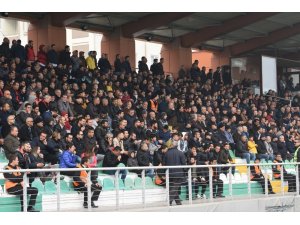 Devrim: "Kendi sahamızda zor bir maç daha oynayacağız"