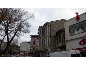 Gören intihar sanıyor ama...
