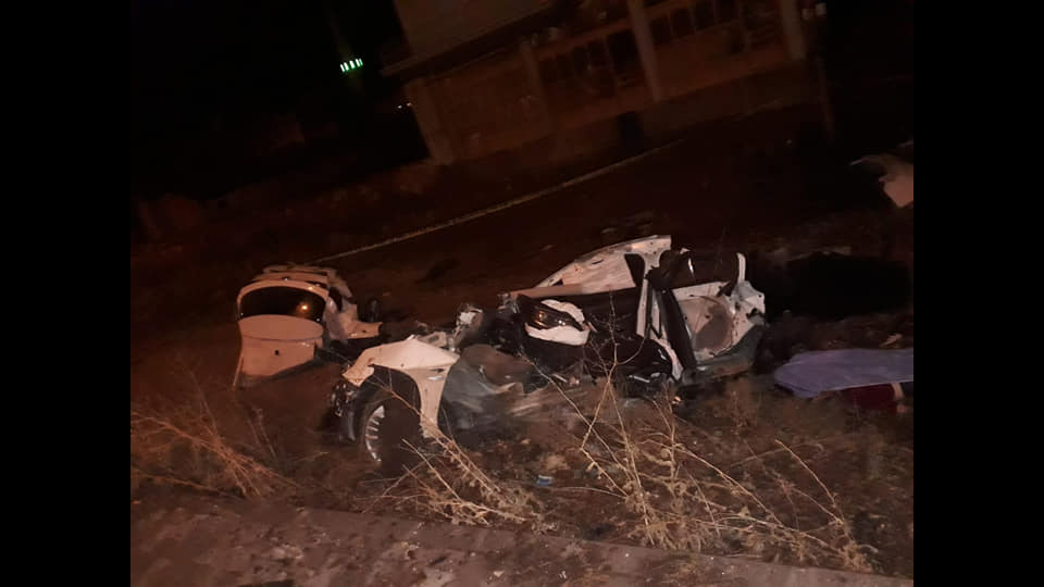 Otomobil Ağaca Çarptı, Fatma Öğretmen Yaşamını Yitirdi