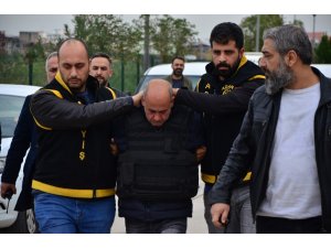 Belediyede zabıta müdürü ve zabıta komiserini öldüren saldırgan adliyeye sevk edildi