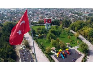 Çumra 5 yılda Türk bayraklarıyla donatıldı