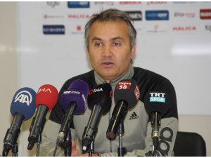 Ersel Uzğur: "Kazanmak istediğimiz maçı kazandık"