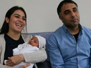 Minik Furkan, anne karnındaki ameliyatla hayata tutundu