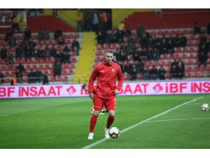 Rajko Rotman Kasımpaşa maçında yok