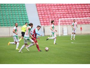 Diyarbekirspor, sahasında berabere kaldı