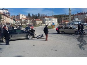 Emet’te trafik kazası: 5 yaralı