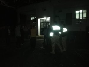 Cinnet getiren koca, karısı ve 4 çocuğunu vurdu