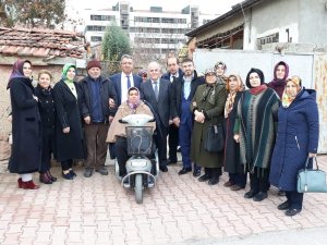 İyilik yapmaya devam ediyorlar