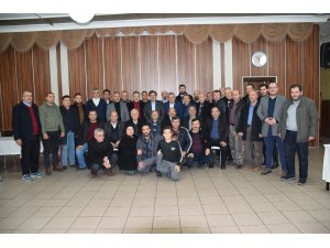 AK Parti, mahalle başkanları toplantısı düzenledi