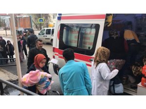 Takla atan araçtan fırlayan bebeğin burnu bile kanamadı