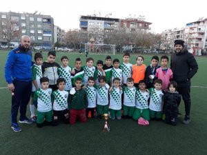 Şampiyon Salihli Belediyespor oldu