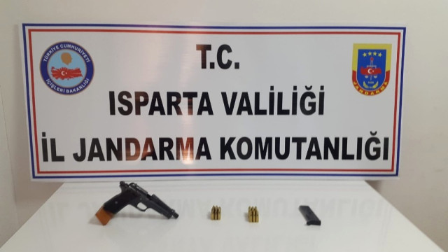 Isparta'da Jandarmanın Üzerine Araç Süren Tefeci, Konya'da Yakalandı