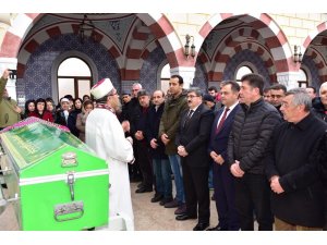 Bilecikli siyasetçi Meral Demirsoy toprağa verildi