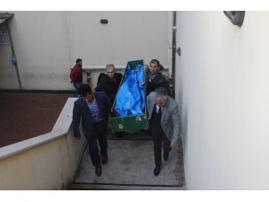 İntihar eden genç kızın cenazesi ailesine teslim edildi