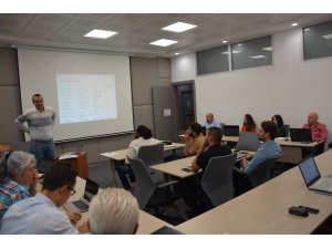 AYTO Akademi ‘Dış Ticaret’ kampı sona erdi