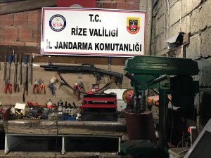 Rize'de kaçak silah atölyesine operasyon