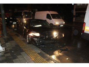 Tekirdağ’da iki otomobil kafa kafaya çarpıştı: 1 yaralı