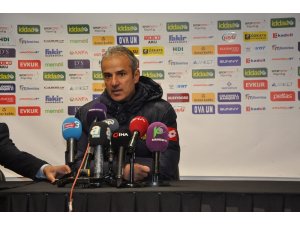 "Takıma ilk 11 için en az 6-7 oyuncu gelecek"