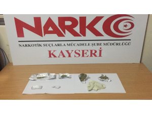 Kayseri polis uyuşturucuya geçit vermiyor: 2 gözaltı