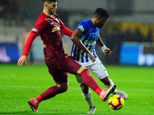 Tiago Lopes geldi, Cristian Sapunaru gitti