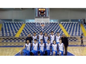 Okullar arası basket turnuvasında yarı final heyecanı