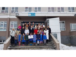 Nilüfer Kadın Korosu ’Bizim köy’de