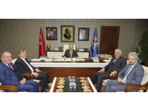 Gümrükçüoğlu ve Zorluoğlu istişare için bir araya geldi