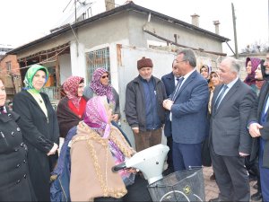 Karatay Belediyesi engelleri kaldırmaya devam ediyor