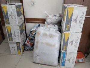 Kargo ile kaçakçılık Akşehir Emniyetine takıldı