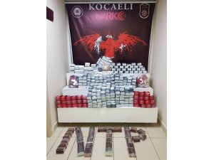 Kocaeli’de durdurulan tırda 251 bin 530 adet sentetik ilaç ele geçirildi