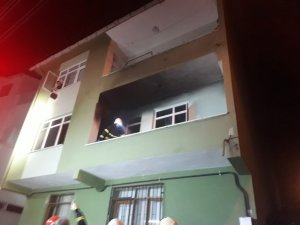 Elektrikli sobadan çıkan yangın evi kullanılamaz hale getirdi