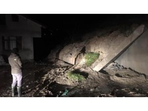 Amasra’da korkutan heyelan
