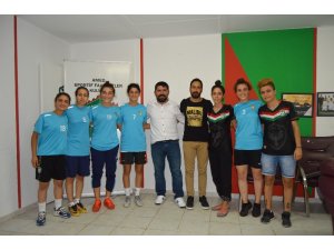 Kadın futbolcularda işler yolunda değil