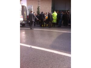 Halk otobüsü trafik polisine çarptı