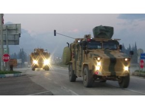 Hatay sınırına 30 askeri araç sevk edildi