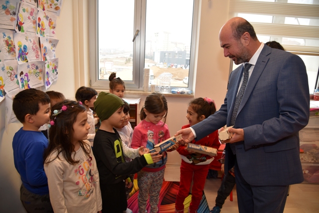 Başkan Pekyatırmacı Sevgi Anaokulunu ziyaret etti