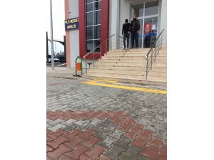Motosiklet ve kümes hayvanı hırsızları yakalandı