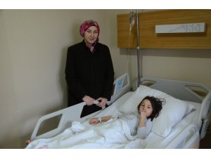 7 kişi doğum günü partisinde zehirlendi