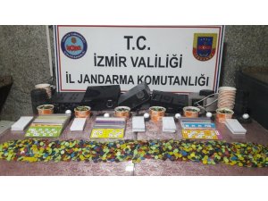 Sendika binasına kumar baskını