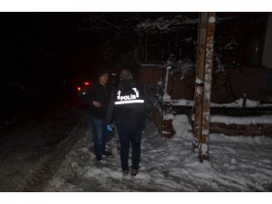 Kar yağışı nedeniyle kopan elektrik teli ölüme neden oldu