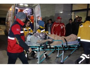 Vali Deniz, Soma’da yaralı işçileri ziyaret etti